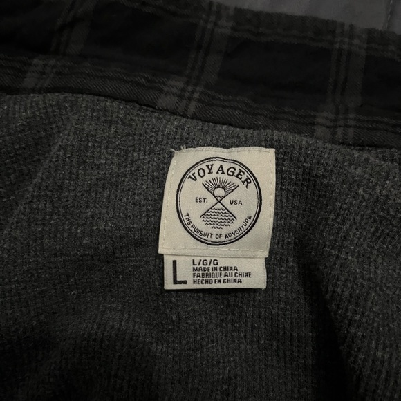 Button up flannel from Voyager - Picture 4 of 5